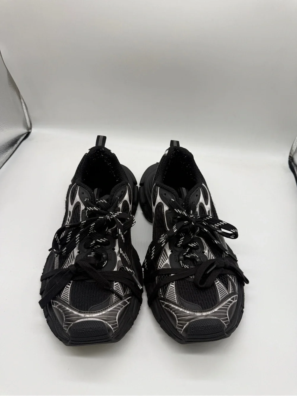 Balenciaga 3xl Worn Out Sneaker